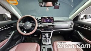 Kia Seltos Бензин 1.6 Turbo 2WD 2022 года из Южной Кореи