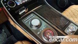 Genesis GV80 2.5T Бензин AWD 2023 года из Южной Кореи