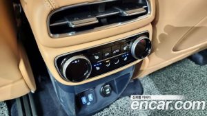 Genesis GV80 2.5T Бензин AWD 2023 года из Южной Кореи