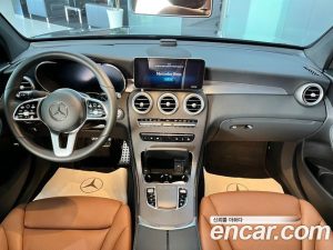 Mercedes-Benz GLC-Class GLC300 4MATIC Coupe 2020 года из Южной Кореи