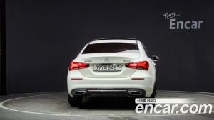 Mercedes-Benz A-Class A250 4MATIC SEDAN 2020 года из Южной Кореи