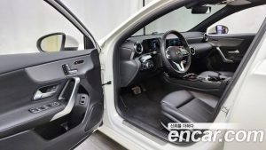 Mercedes-Benz A-Class A250 4MATIC SEDAN 2020 года из Южной Кореи