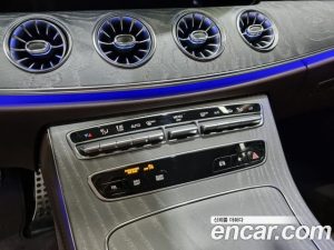Mercedes-Benz CLS-Class CLS450 4MATIC AMG Line 2021 года из Южной Кореи