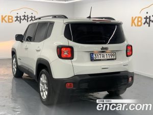 Jeep Renegade 2.4 Longitude 2021 года из Южной Кореи