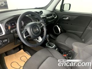 Jeep Renegade 2.4 Longitude 2021 года из Южной Кореи