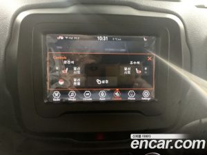 Jeep Renegade 2.4 Longitude 2021 года из Южной Кореи