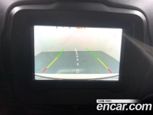 Jeep Renegade 2.4 Longitude 2021 года из Южной Кореи