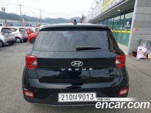 Hyundai Venue 1.6 Smart 2020 года из Южной Кореи