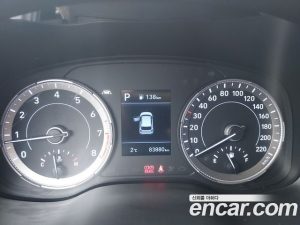 Hyundai Venue 1.6 Smart 2020 года из Южной Кореи