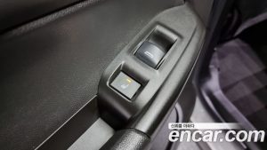 ChevroletGMDaewoo Trailblazer 1.3 Turbo 2WD 2022 года из Южной Кореи
