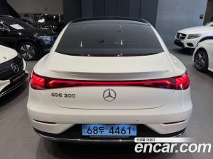 Mercedes-Benz EQE EQE300 2023 года из Южной Кореи