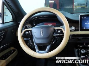 Lincoln Corsair 2.0 Reserve AWD 2021 года из Южной Кореи