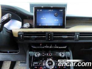 Lincoln Corsair 2.0 Reserve AWD 2021 года из Южной Кореи