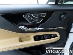 Lincoln Corsair 2.0 Reserve AWD 2021 года из Южной Кореи