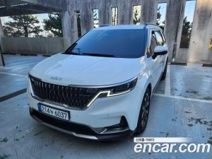 Kia Carnival Бензин 7-Seater Signature 2023 года из Южной Кореи