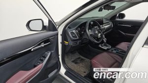 Kia Seltos Бензин 1.6 Turbo 2WD 2020 года из Южной Кореи