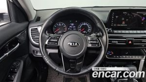 Kia Seltos Бензин 1.6 Turbo 2WD 2020 года из Южной Кореи