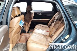 Genesis G80 Бензин 2.5 Turbo AWD 2024 года из Южной Кореи