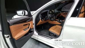 BMW 5-Series 520i M Sport 2021 года из Южной Кореи