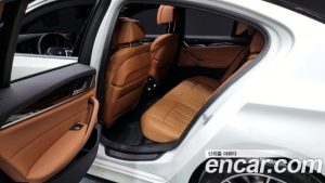 BMW 5-Series 520i M Sport 2021 года из Южной Кореи