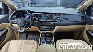 Kia Carnival 7-Seater HI-Limousine 2019 года из Южной Кореи