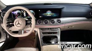 Mercedes-Benz E-Class E450 4MATIC Coupe 2023 года из Южной Кореи