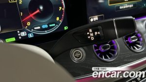 Mercedes-Benz E-Class E450 4MATIC Coupe 2023 года из Южной Кореи