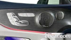 Mercedes-Benz E-Class E450 4MATIC Coupe 2023 года из Южной Кореи