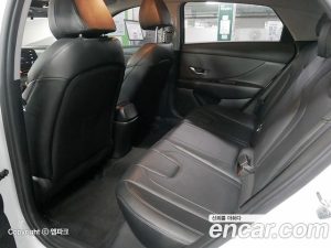 Hyundai AVANTE 1.6 2021 года из Южной Кореи