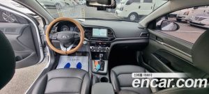 Hyundai AVANTE 1.6 2020 года из Южной Кореи