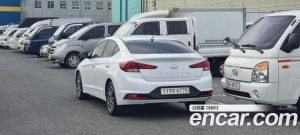 Hyundai AVANTE 1.6 2020 года из Южной Кореи