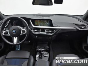 BMW 1-Series 120i Sport 2023 года из Южной Кореи