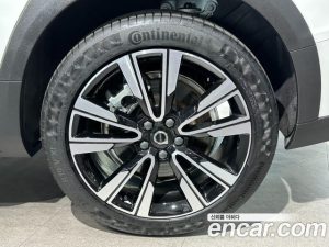 Volvo V60 B5 ULTIMATE AWD 2023 года из Южной Кореи