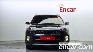 Kia Niro 1.6 HEV 2020 года из Южной Кореи