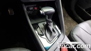 Kia Niro 1.6 HEV 2020 года из Южной Кореи