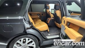 Land Rover Range Rover 4.4 SDV8 AB LWB Дизель 2020 года из Южной Кореи