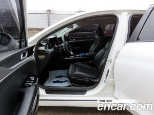 Kia K5 2.0 2020 года из Южной Кореи