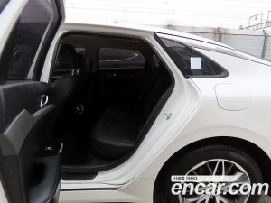 Kia K5 2.0 2020 года из Южной Кореи