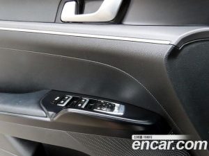 Kia K5 2.0 2020 года из Южной Кореи