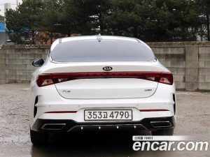 Kia K5 1.6 Turbo 2020 года из Южной Кореи