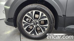 Kia Carnival Бензин 9-Seater Prestige 2023 года из Южной Кореи
