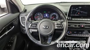 Kia Seltos Бензин 1.6 Turbo 2WD 2020 года из Южной Кореи