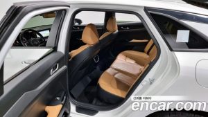 Kia K5 2.0 2021 года из Южной Кореи