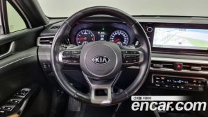 Kia K5 2.0 2021 года из Южной Кореи