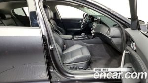 Kia Stinger 2.5 платина 2021 года из Южной Кореи