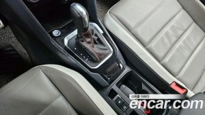 Volkswagen T-Roc 2.0 TDI Premium 2021 года из Южной Кореи