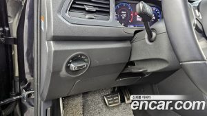 Volkswagen T-Roc 2.0 TDI Premium 2021 года из Южной Кореи