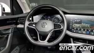 Volkswagen Touareg 3.0 TDI Premium 2023 года из Южной Кореи