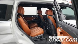 BMW X7 xDrive 40i M Sport 6인승 2021 года из Южной Кореи