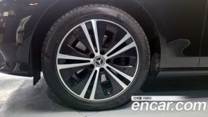 Mercedes-Benz E-Class E220d Avantgarde 2020 года из Южной Кореи